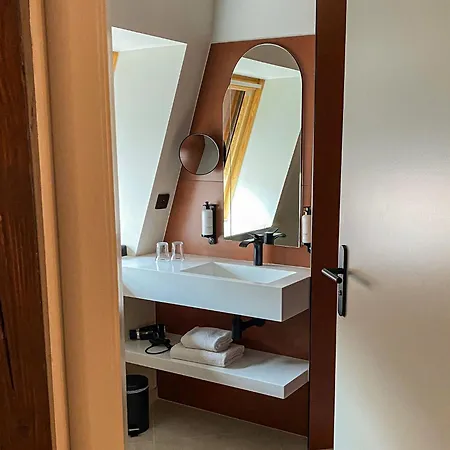 Maison Turenne Hotel 3*