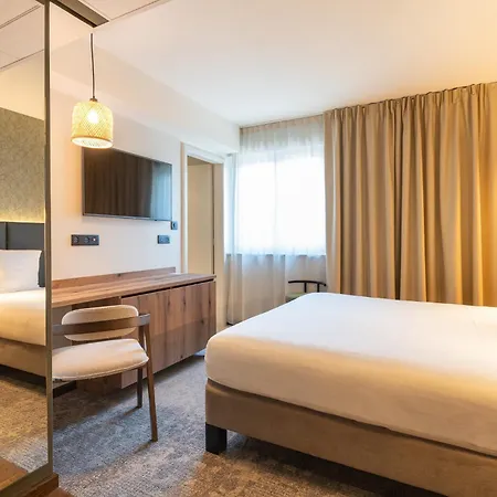 Otel Maison Turenne 4*