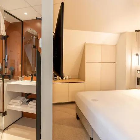 Maison Turenne Hotel 4*